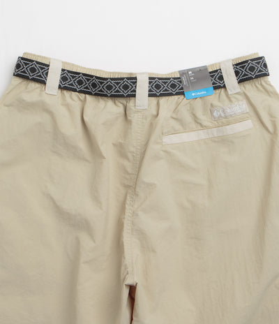 Columbia Sequoia Grove Woven 7" Shorts in Ancient Fossil and Dark Stone