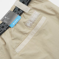 Columbia Sequoia Grove Woven 7" Shorts in Ancient Fossil and Dark Stone thumbnail