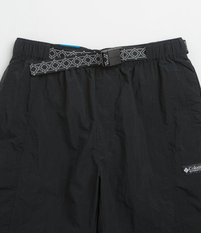 Columbia Sequoia Grove Woven 7" Shorts in Black