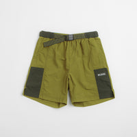 Columbia Sequoia Grove Woven 7" Shorts in Mossy Green and Greenscape thumbnail