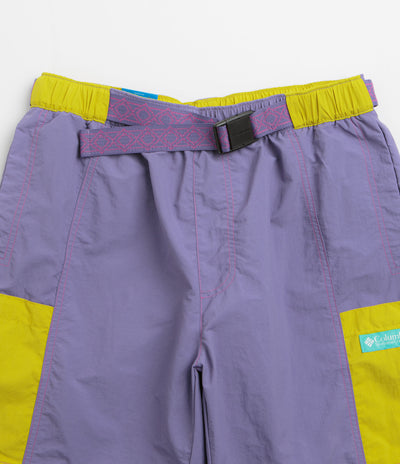 Columbia Sequoia Grove Woven 7" Shorts in Stormwatch and Antique Moss