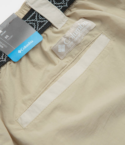 Columbia Sequoia Grove Woven 9" Shorts in Ancient Fossil and Dark Stone