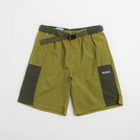 Columbia Sequoia Grove Woven 9" Shorts in Mossy Green and Greenscape thumbnail