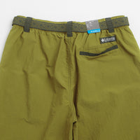 Columbia Sequoia Grove Woven 9" Shorts in Mossy Green and Greenscape thumbnail