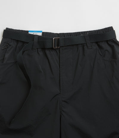Columbia Sharpe Canyon Shorts in Black