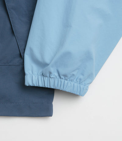 Columbia Spire Valley Hooded Windbreaker Jacket in Ripple Blue and Dark Mountain / Collegiate Navy