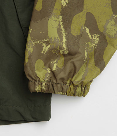 Columbia Challenger II Printed Windbreaker Jacket - Mossy Green Treebark / Greenscape