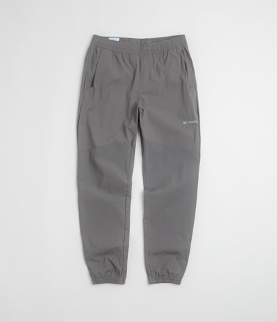Columbia Tech Wind Pants in City Grey