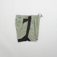 Columbia Three Pitch 5" Shorts - Safari / Black thumbnail
