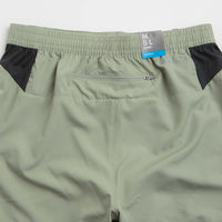 Columbia Three Pitch 5" Shorts - Safari / Black thumbnail