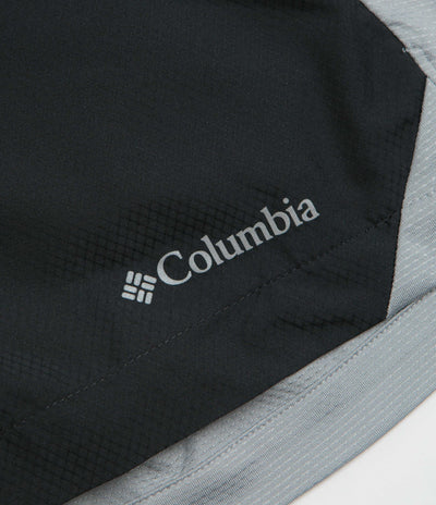 Columbia Three Pitch 7" Shorts - Black / Columbia Grey