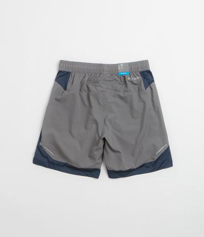 Columbia Three Pitch 7" Shorts - City Grey / Collegiate Navy
