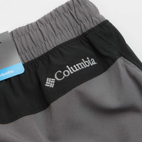 Columbia Vital Valley Shorts in City Grey and Black thumbnail