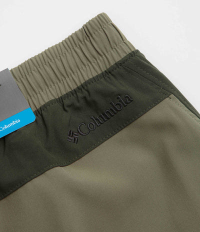 Columbia Vital Valley Shorts in Stone Green and Greenscape