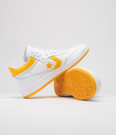 Converse Fastbreak Pro Mid Shoes - White / Light Yellow