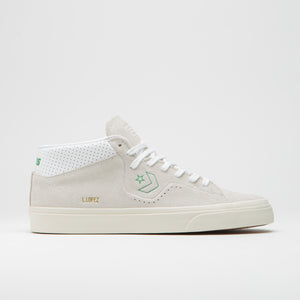 Vaporous Gray / White