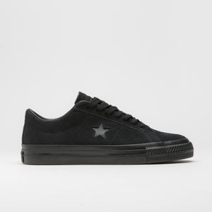 Black / Black / Black / Black