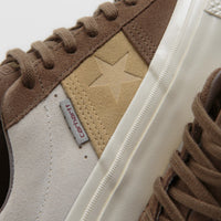 Converse x Carhartt WIP One Star Academy Pro Shoes in Dark Earth and Starfish / Egret thumbnail