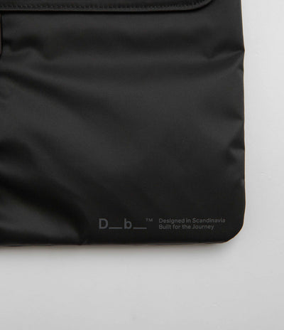 D_b_ Essential 16" Laptop Sleeve in Black Out