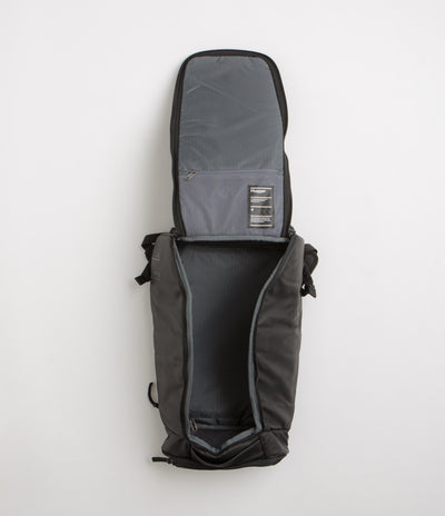 D_b_ Hugger 25L Backpack in Black Out