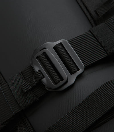 D_b_ Hugger 25L Backpack in Black Out