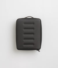 D_b_ Ramverk Medium Camera Insert in Black Out