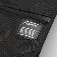 D_b_ Ramverk Medium Camera Insert in Black Out thumbnail
