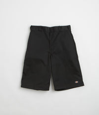 Dickies 13 Inch Multi Pocket Shorts in Black