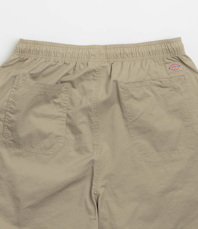 Dickies Pelican Rapids Shorts in Desert Sand