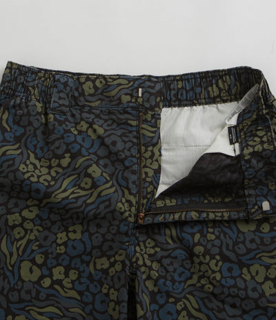 Dickies Saltville Shorts - Black Camo Print