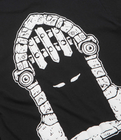 Dungeon Portcullis Logo Long Sleeve T-Shirt in Black