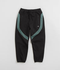 Helas Raid Sweatpants in Black