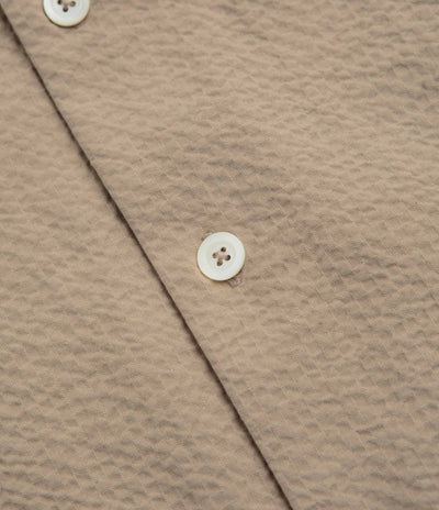 Howlin' Cocktail Short Sleeve Shirt in Biscuit Seersucker