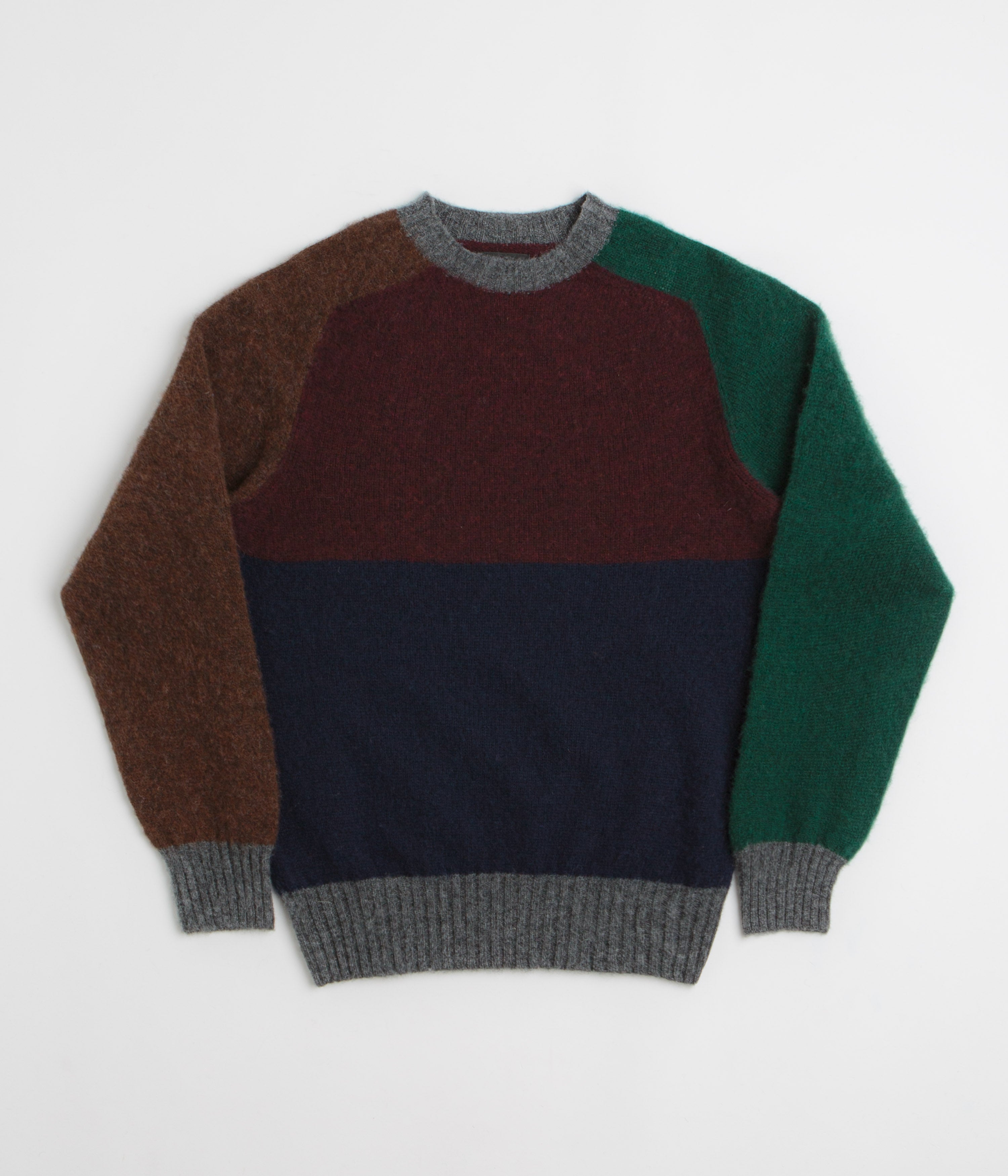 Howlin' Firecracker Sweatshirt in Bordeaux