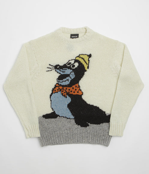 Howlin' My New Best Friend Sweatshirt - Frosty