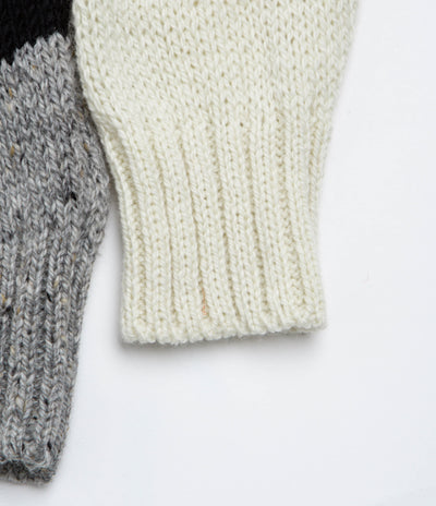 Howlin' My New Best Friend Sweatshirt - Frosty