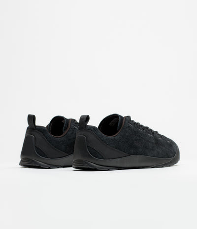 Keen Jasper Shoes in Hairy Black and Black