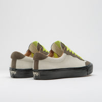 Last Resort AB VM004 Milic Shoes - UGG KIDS CLASSIC SHORT SNOW BOOTS thumbnail