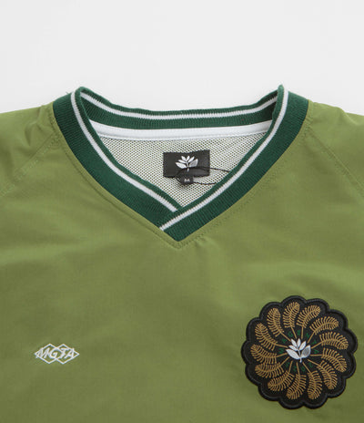 Magenta Tres Tech V Neck Sweatshirt in Forest Green