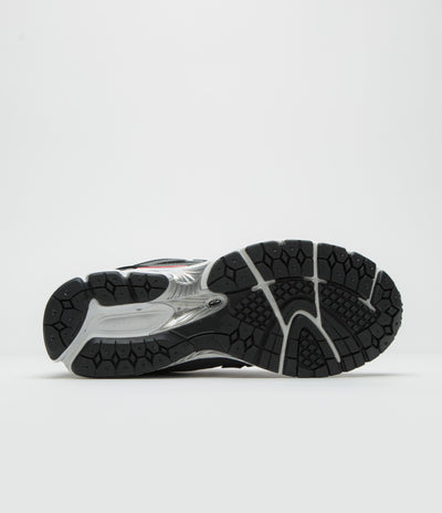 New Balance 1906R Shoes in Black and White