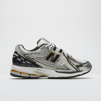New Balance 1906R Shoes in Metallic Silver thumbnail