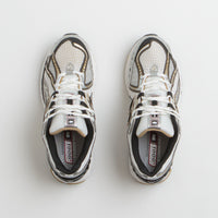 New Balance 1906R Shoes in Metallic Silver thumbnail