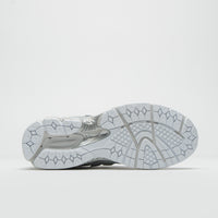 New Balance 1906W Shoes in Silver Metallic and White thumbnail