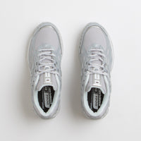 New Balance 1906W Shoes in Silver Metallic and White thumbnail