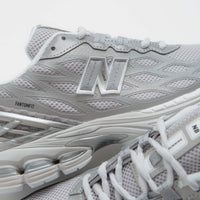 New Balance 1906W Shoes in Silver Metallic and White thumbnail