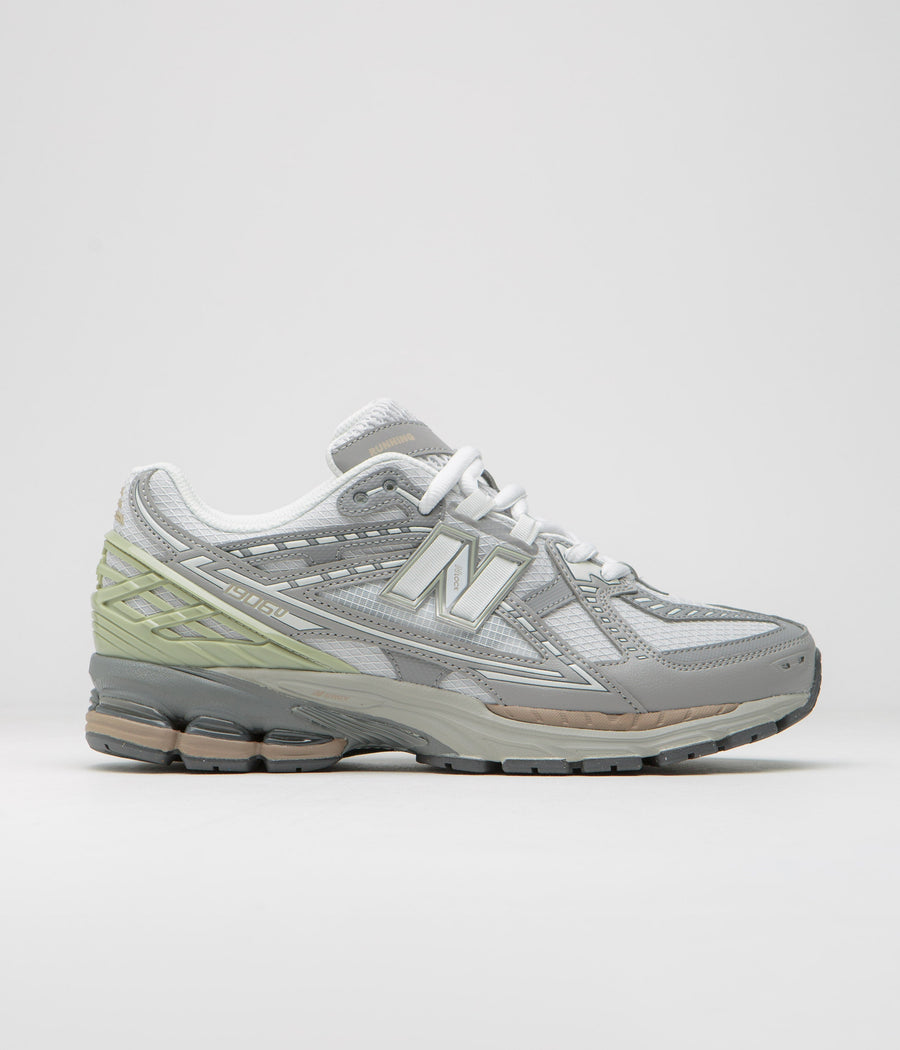 New Balance 1906 Shoes in Team Away Grey