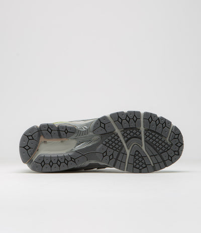 New Balance 1906 Shoes in Team Away Grey