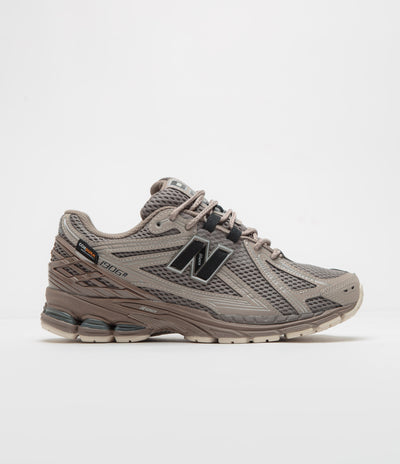 New Balance 1906R Shoes in Arid Stone