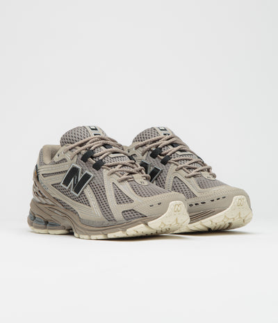 New Balance 1906R Shoes in Arid Stone