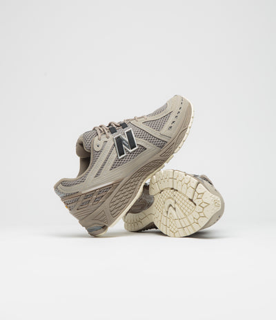 New Balance 1906R Shoes in Arid Stone